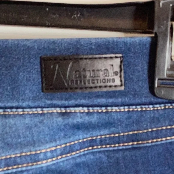 Natural Reflections jeans - Picture 5 of 8